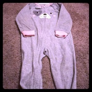 Carter’s puppy dog footies size 24mo.